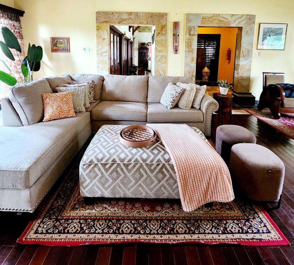 Balinese Villa In 베라스타기 외부 사진